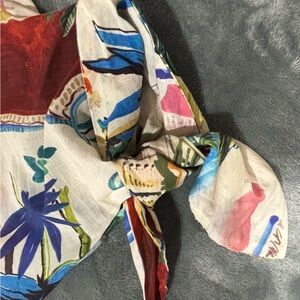 ZARA- women’s Shirt with ties on the sides of the arm